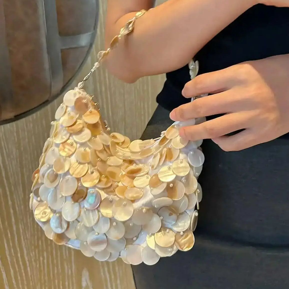 Interior Design Intern - Borsa da sera fatta a mano