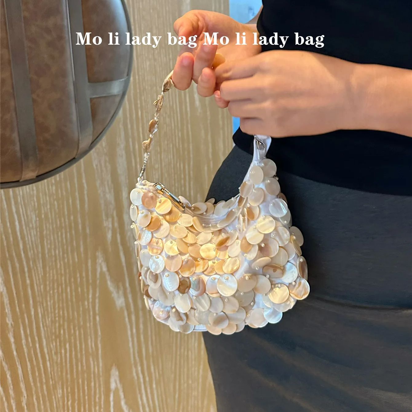 Borsa da sera fatta a mano con - Interior Design Intern recensione e prezzo
