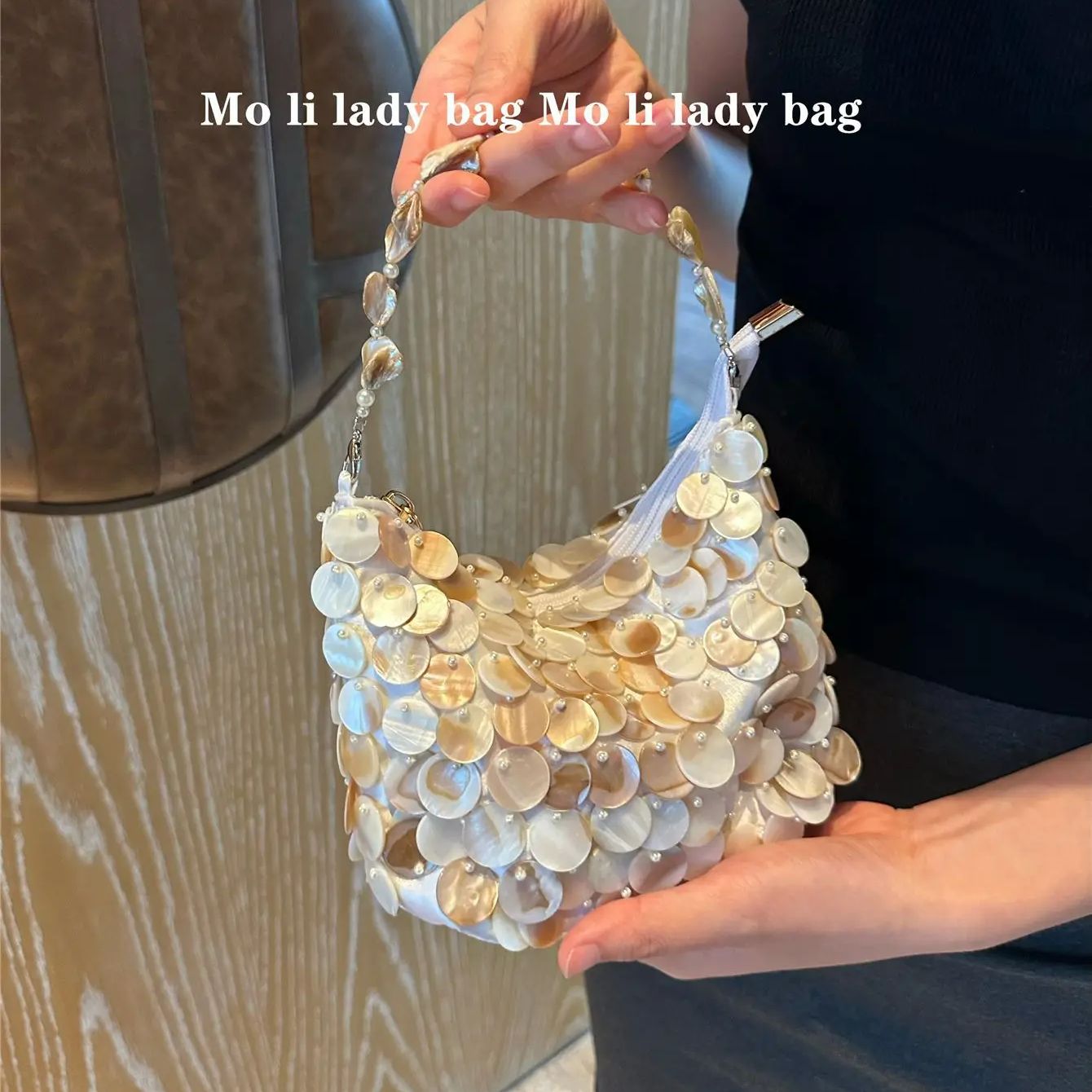 Borsa da sera fatta a mano con - Interior Design Intern recensione e prezzo