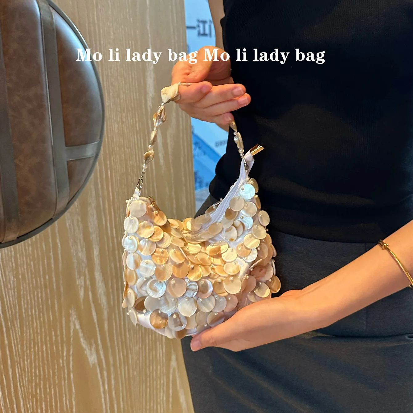Borsa da sera fatta a mano con - Interior Design Intern recensione e prezzo
